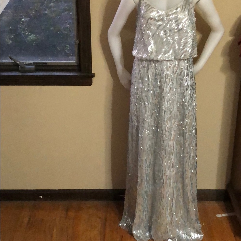 Donna Morgan Silver cloud Sequined Blouson Dress